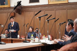 【国会】岸田総理に直接質問（防衛政策、LGBT法案、減税政策）